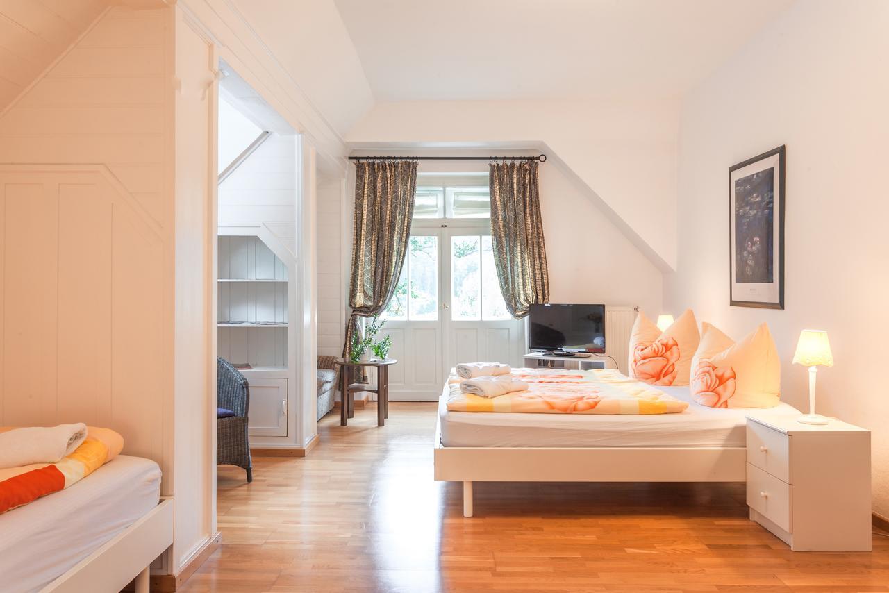 Gaestehaus Villa Rose Durrrohrsdorf Экстерьер фото